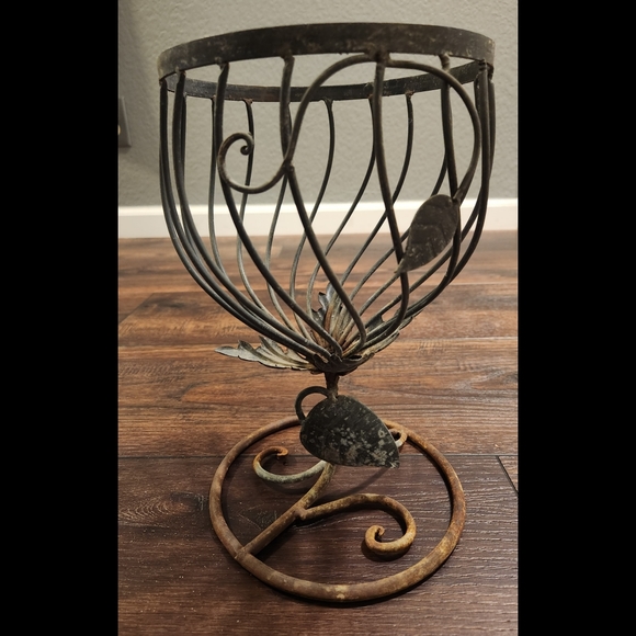 VTG Metal Plant Stand - Picture 3 of 14